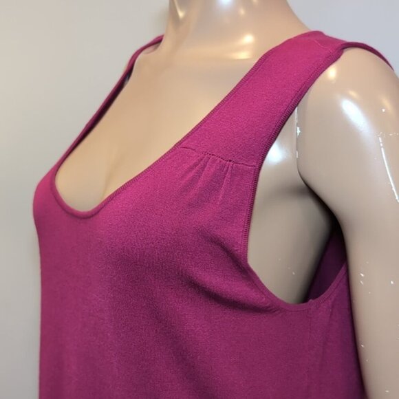3/$20 Tribal Knit Top Sleeveless Sweater Tank Magenta Berry Tunic Size Large - Picture 4 of 10